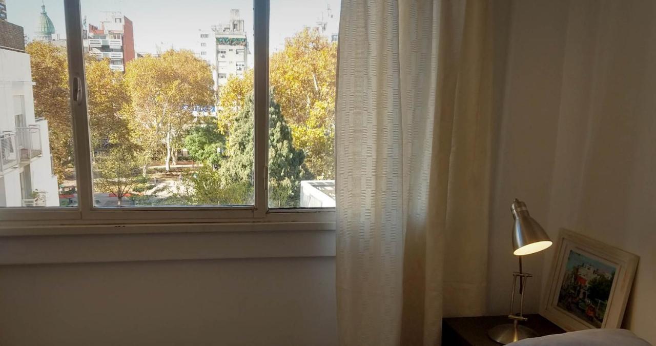 Apartament Depto 2 Ambientes Muy Luminoso Con Wifi Y Vista A La Plaza Buenos Aires Zewnętrze zdjęcie