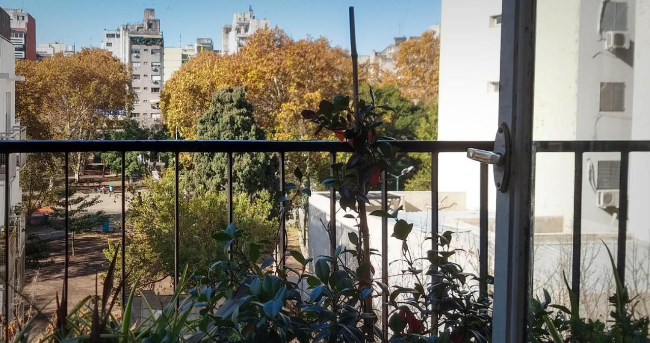 Apartament Depto 2 Ambientes Muy Luminoso Con Wifi Y Vista A La Plaza Buenos Aires Zewnętrze zdjęcie
