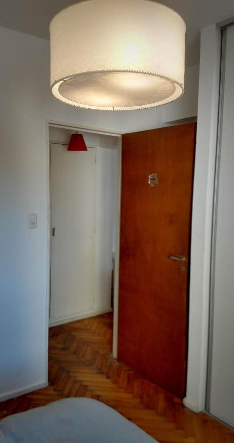 Apartament Depto 2 Ambientes Muy Luminoso Con Wifi Y Vista A La Plaza Buenos Aires Zewnętrze zdjęcie